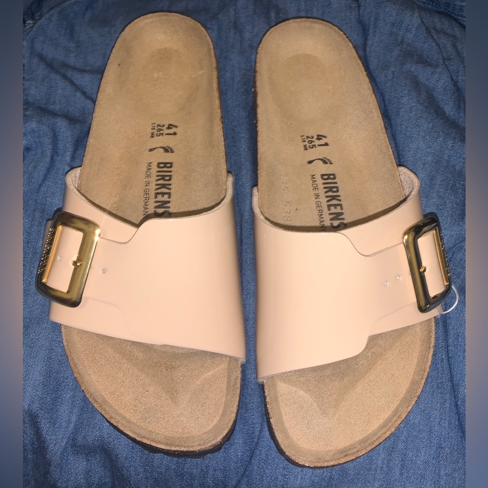 CATALINA CUSHION BUCKLE SANDALS